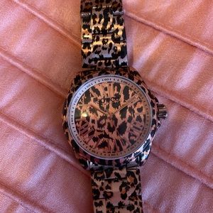 Leopard watch